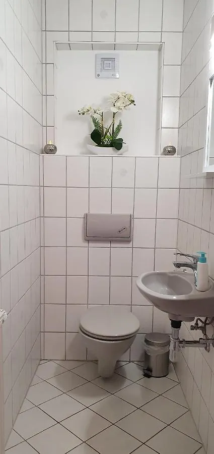 Moderne Ferienwohnung Mit Eigenem Garten Und Traumhaften Blick Wilhelmsthal 0*,