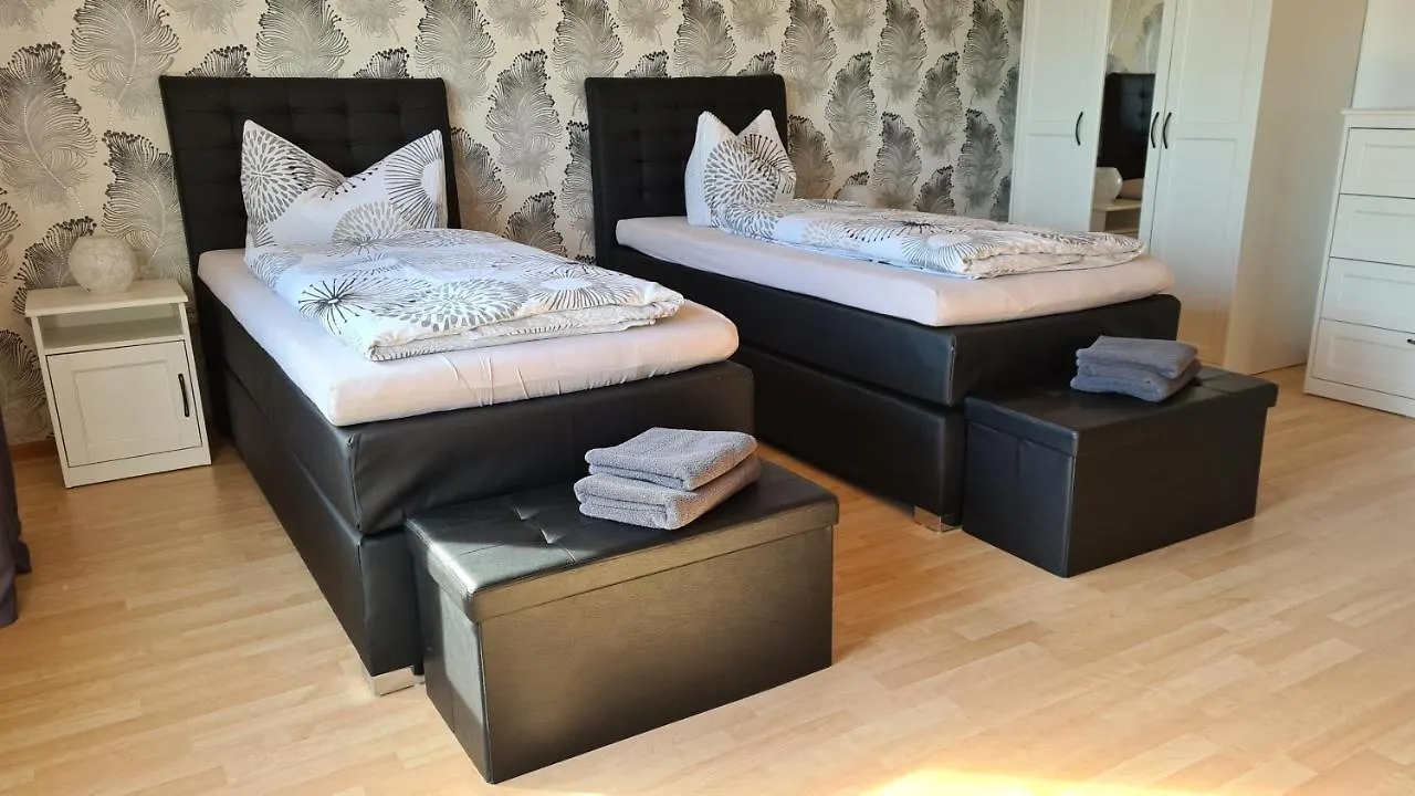 Moderne Ferienwohnung Mit Eigenem Garten Und Traumhaften Blick Wilhelmsthal 0*,